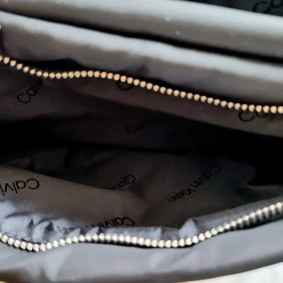 Calvin Klein Roped Recycled Crossbody Bag in Black & Silver BNWT - Picture 7 of 16